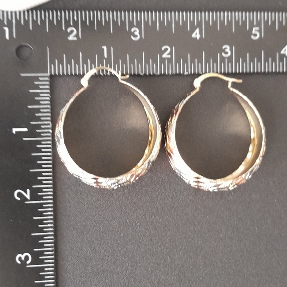 Tricolor Gold Filled Hoop Earrings Argyle Design - Picture 7 of 7